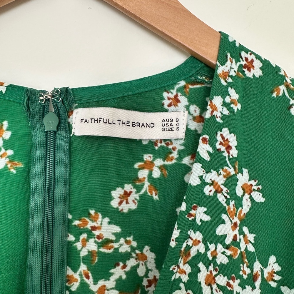 FAITHFULL The Brand Margot Cap Estel Ditsy
Floral Dress sz 4 - Picture 10 of 12